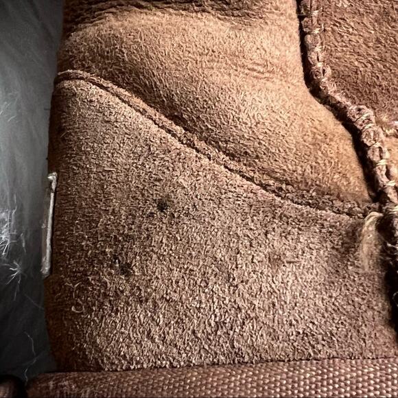 UGG Australia Little Kid’s Classic  Short Chestnut Boot Sz 3 - Picture 13 of 16